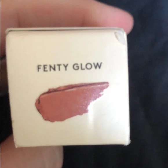 Fenty Glass Bomb Lip Luminizer Fenty Glow - Picture 5 of 5